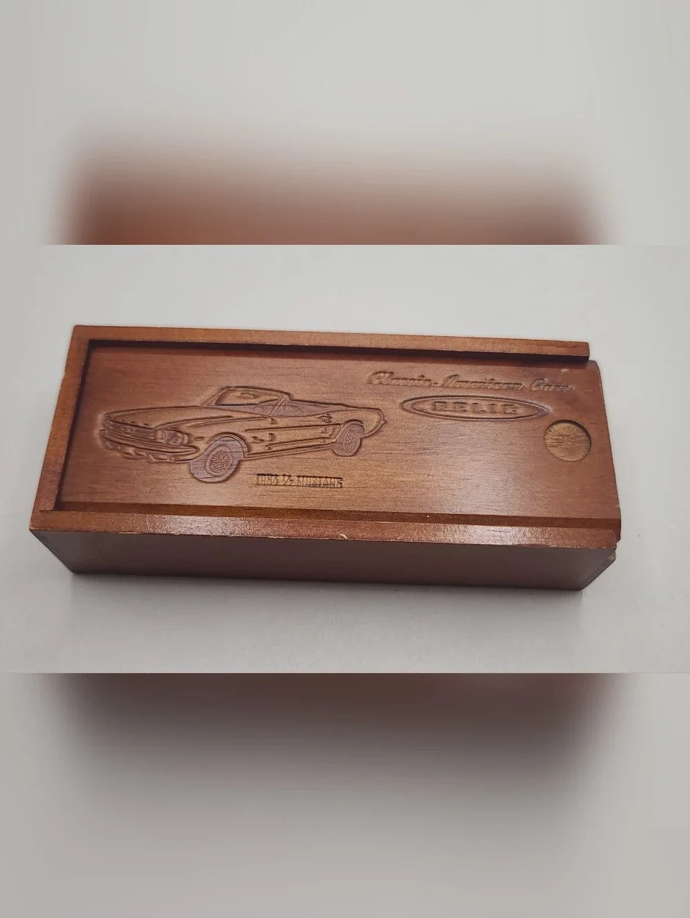 Vintage Relic 1964 1/2 Ford Mustang Wrist Watch In Collector Wooden Box - Picture 2 of 8
